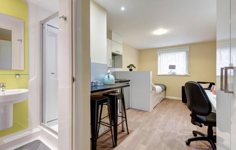 Dean Street, City Centre, Bangor - Image 1